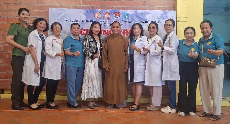 PHỤ NỮ CÔNG AN XÃ MỸ LONG - PHONG TRÀO THI ĐUA “BA NHẤT”: “GẦN DÂN NHẤT” – THƯỚC ĐO CỦA NIỀM TIN
