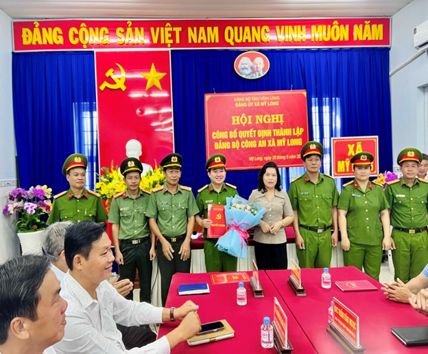 Hội nghị công bố Quyết định thành lập Đảng bộ Công an xã Mỹ Long, nhiệm kỳ 2025 - 2030